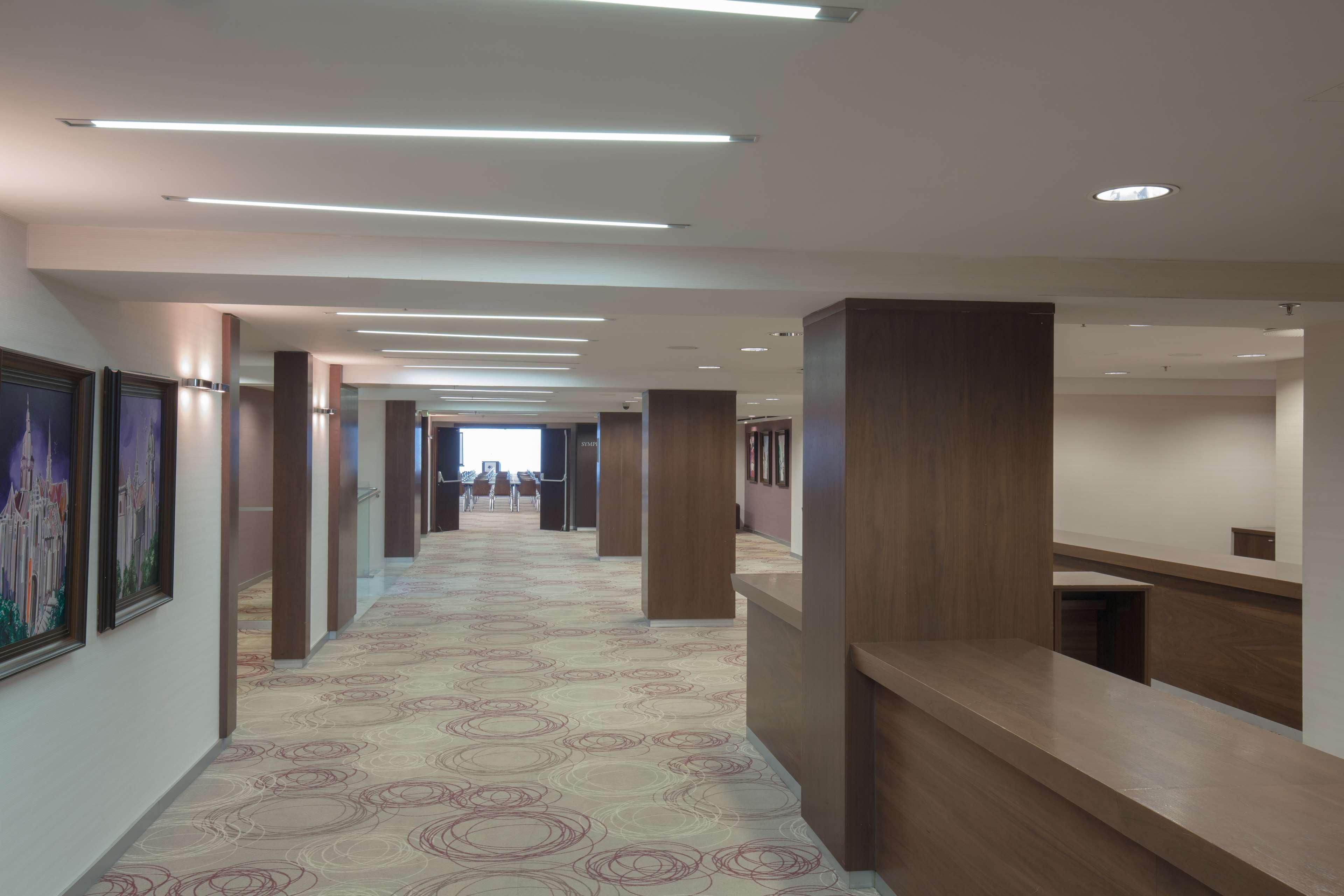 Doubletree By Hilton Готель 4*